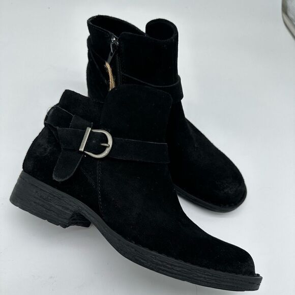Born Lesley Black Suede Side Buckle Strap Round Toe Low Heel Bootie - Picture 1 of 7